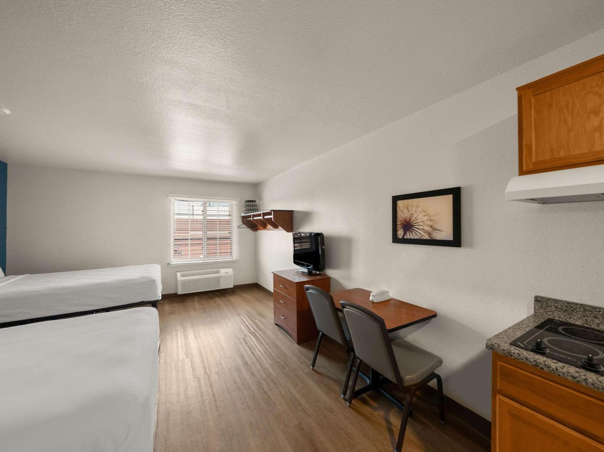 Woodspring Suites Dallas 罗克沃尔 外观 照片